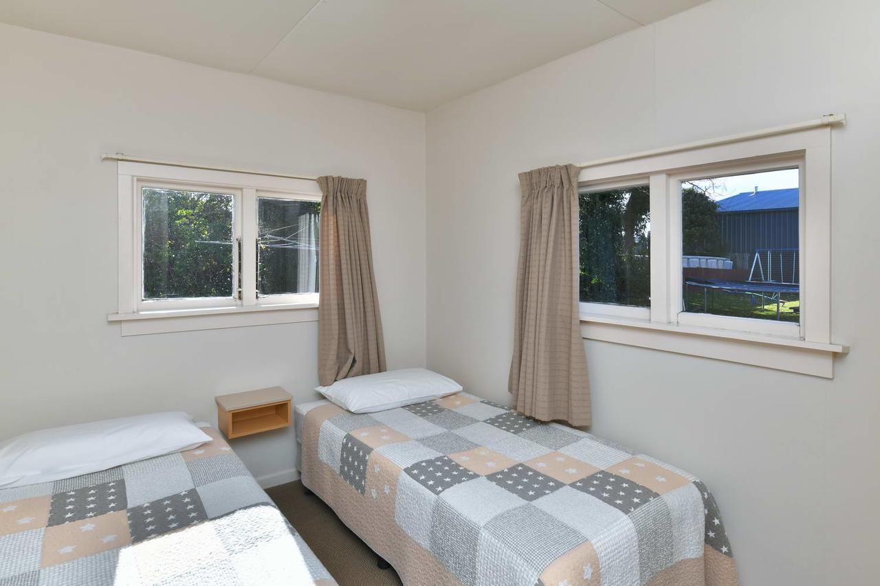 Wayside Motel Woodend Экстерьер фото